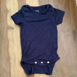 Kyte Navy Blue Baby Short Sleeve bodysuit Size 0-3